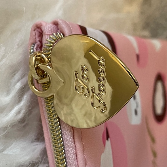 Too Faced Makeup Bag - Picture 3 of 5